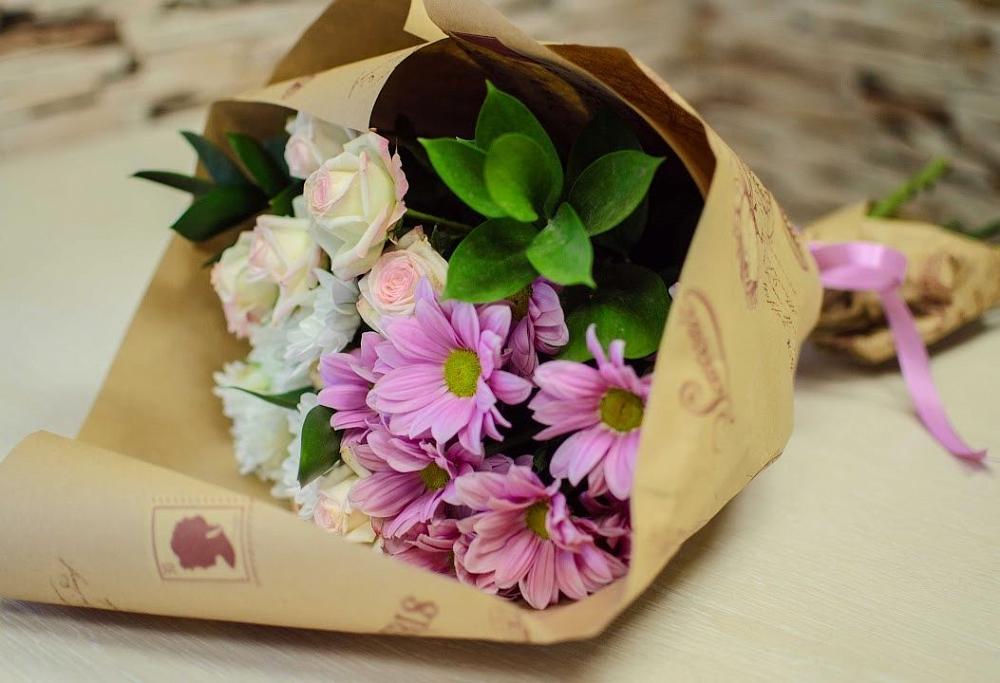 Букет цветов из: Розы и Хризантемы в Усолье-Сибирское