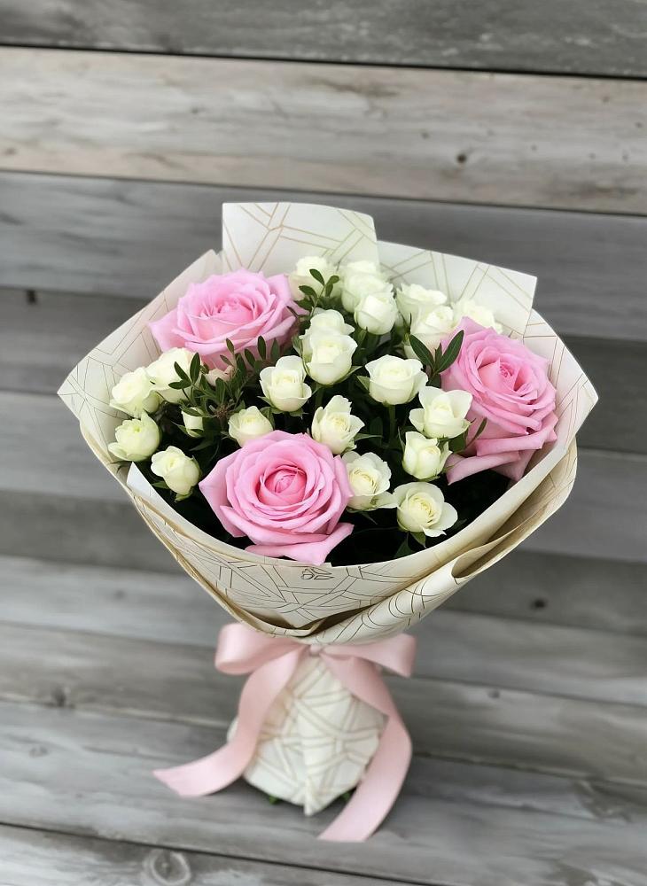 Букет цветов из: Розы в Усолье-Сибирское