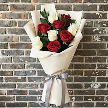 Букет цветов из:  Розы в Усолье-Сибирское