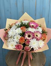 Букет цветов из:  Розы, Герберы и Хризантемы в Усолье-Сибирское