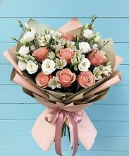 Букет цветов из:  Розы, Альстромерии и Лизиантусы в Усолье-Сибирское
