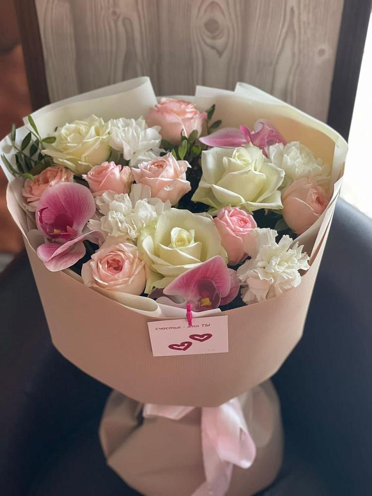 Букет цветов из: Орхидеи, Розы и Гвоздики в Усолье-Сибирское