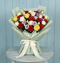 Букет цветов из:  Розы в Усолье-Сибирское