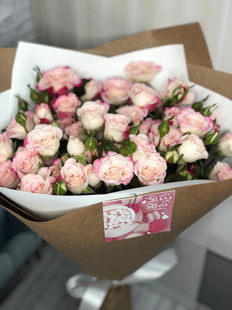 Букет цветов из: Розы в Усолье-Сибирское