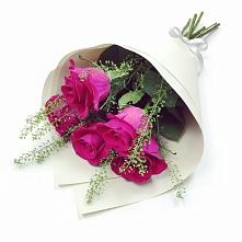 Букет цветов из:  Розы в Усолье-Сибирское