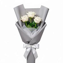 Букет 3 белые розы в Усолье-Сибирское