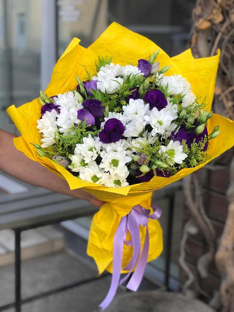 Букет цветов из: Ирисы, Хризантемы и Ромашки в Усолье-Сибирское