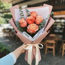Букет цветов из:  Розы в Усолье-Сибирское