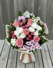 Букет цветов из:  Альстромерии, Гвоздики, Розы и Хризантемы в Усолье-Сибирское