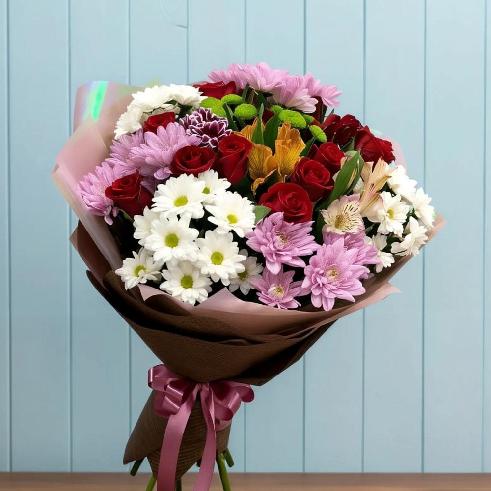 Букет цветов из: Розы, Хризантемы и Альстромерии в Усолье-Сибирское