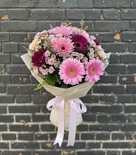 Букет цветов из:  Герберы и Хризантемы в Усолье-Сибирское