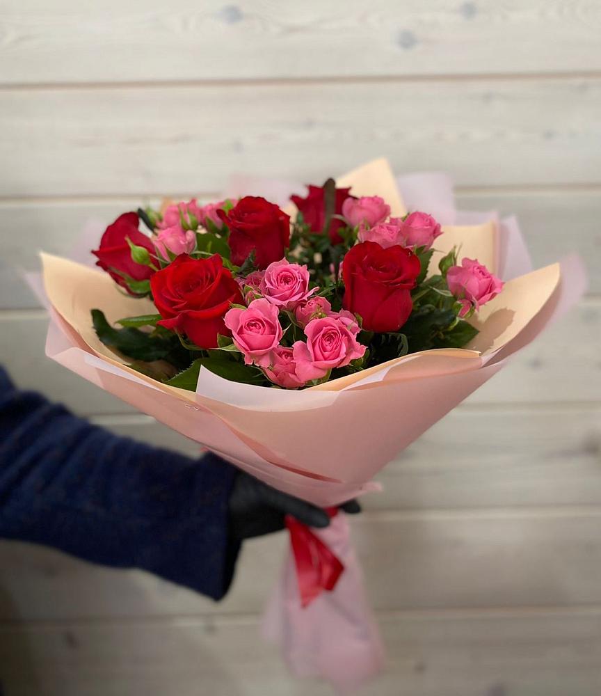 Букет цветов из: Розы в Усолье-Сибирское