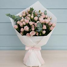 Букет цветов из:  Розы в Усолье-Сибирское