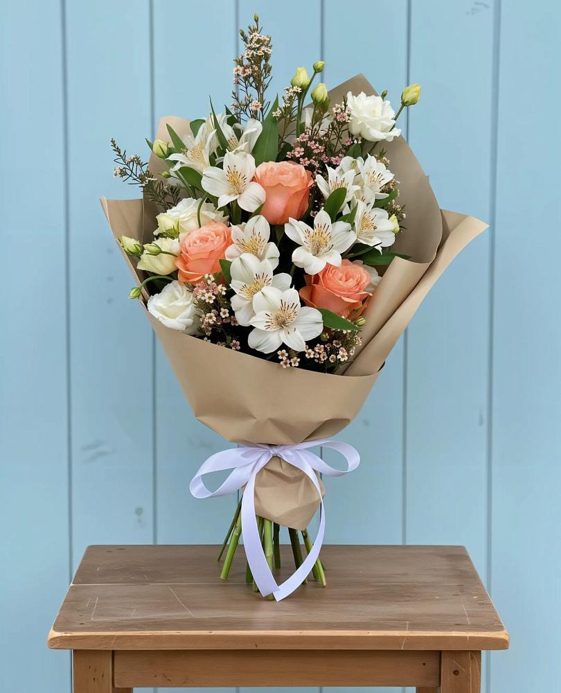 Букет цветов из: Альстромерии, Лизиантусы, Розы и Хризантемы в Усолье-Сибирское