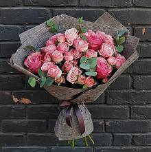 Букет цветов из:  Розы в Усолье-Сибирское